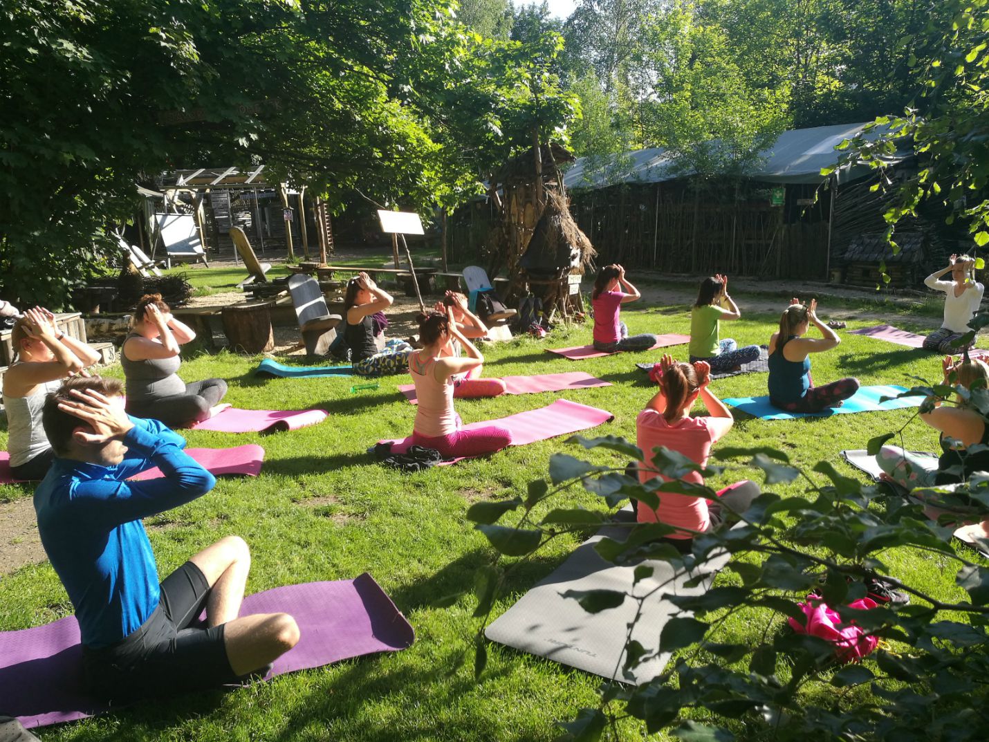 Pondělní jóga v našem EKOParku