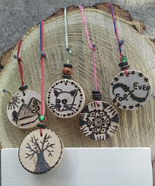 Workshop – dřevěné šperky